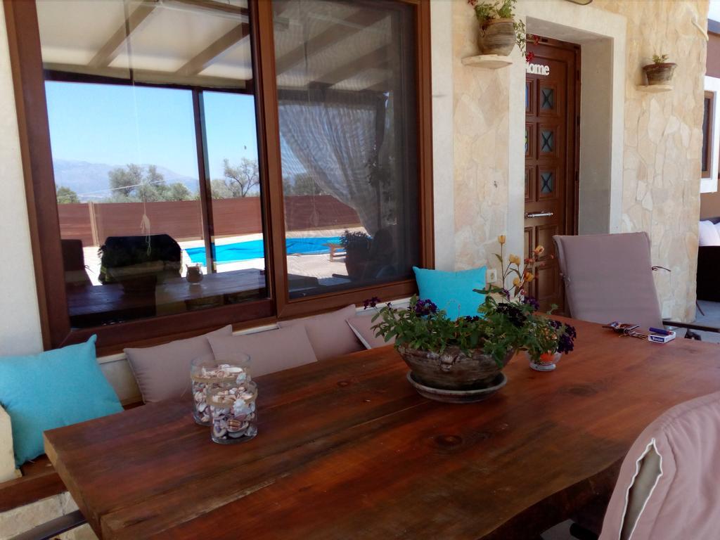 Gasthaus House Veggera - Private Swimming Pool Pombia Exterior foto