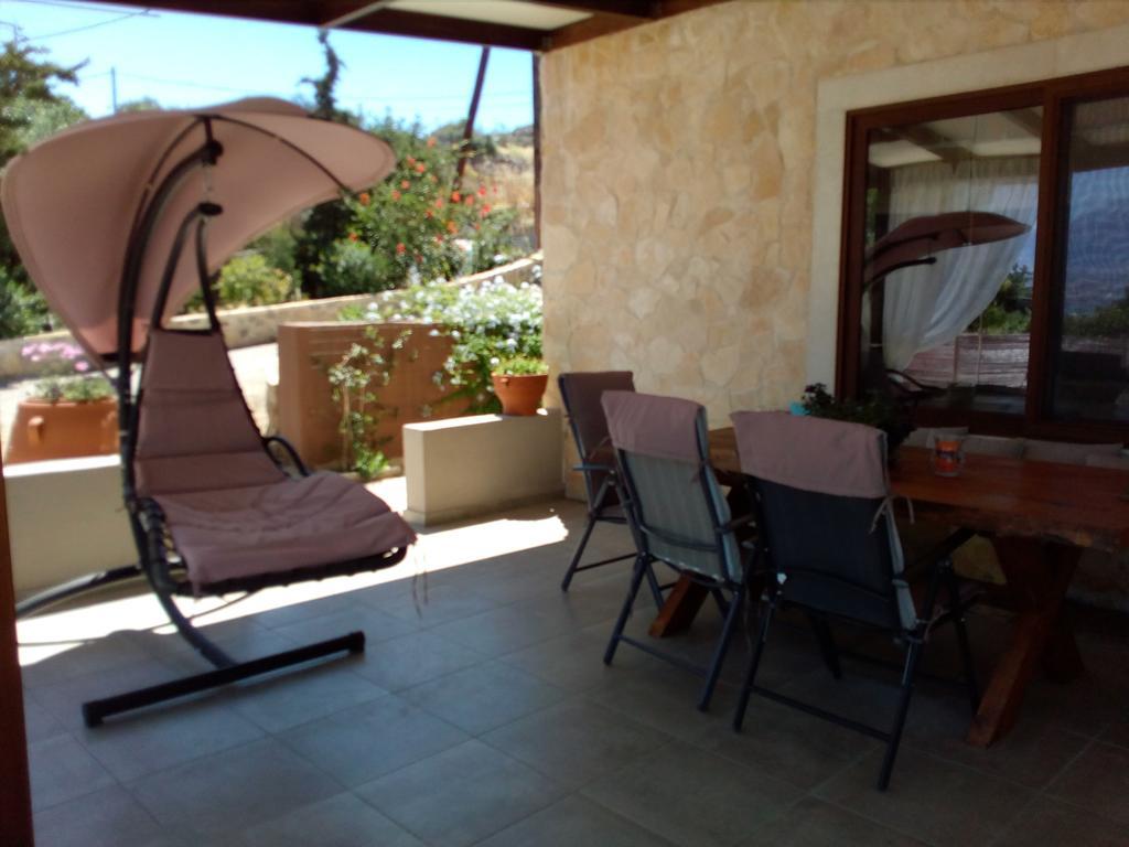 Gasthaus House Veggera - Private Swimming Pool Pombia Exterior foto